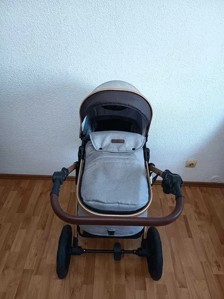 Carucior bebelusi 3 in 1 Coccolle Melora Moonlit Grey.