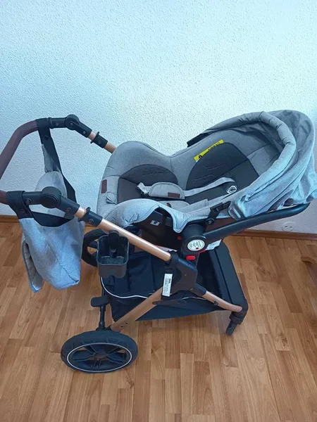 Carucior bebelusi 3 in 1 Coccolle Melora Moonlit Grey.