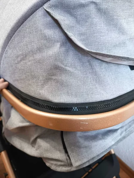 Carucior bebelusi 3 in 1 Coccolle Melora Moonlit Grey.